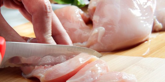 Naiknya harga daging ayam dan telur jadi penyebab inflasi Desember 2017