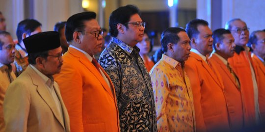 Airlangga harus isi pengurus Golkar dengan wajah baru & bebas korupsi