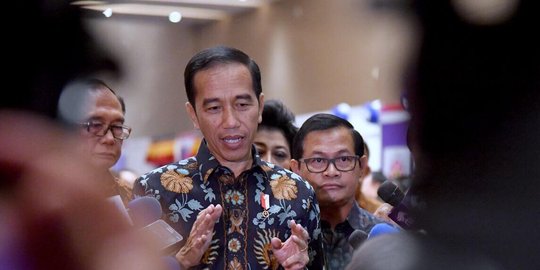 Jokowi anugerahkan Satyalancana pada 897 orang pendonor darah 100 kali