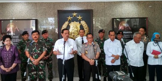 Menko Luhut tegaskan dampak erupsi Gunung Agung hanya radius 10 km
