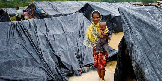 Myanmar dituding membiarkan pembakaran perkampungan Rohingya berlanjut