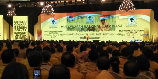 Airlangga sebut filosofi warna kuning Golkar cocok dengan Jokowi