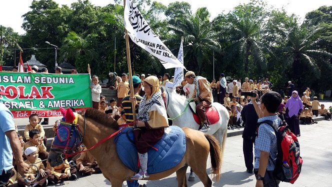 siswa sd di solo dukung palestina