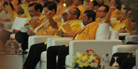 Disindir Jokowi soal kubu, Ical bilang bikin Golkar demokratis