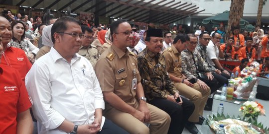 Kurangi transaksi tunai, Anies berharap UMKM bisa go digital