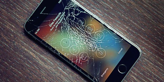 Teknologi baru ini adalah solusi layar smartphone yang gampang pecah