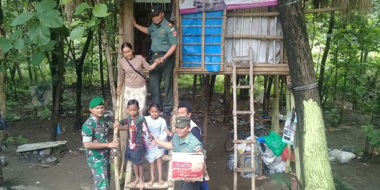 Tinggalkan rumah pohon, keluarga Budiyanto pindah ke kantor Babinsa