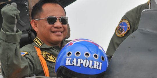 Cerita keseruan Kapolri bermanuver dengan Sukhoi bersama para Jenderal TNI