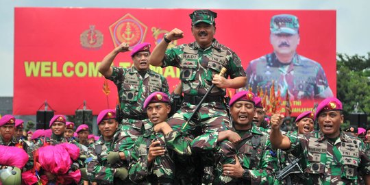 Panglima TNI kunjungi markas Korps Marinir di Cilandak