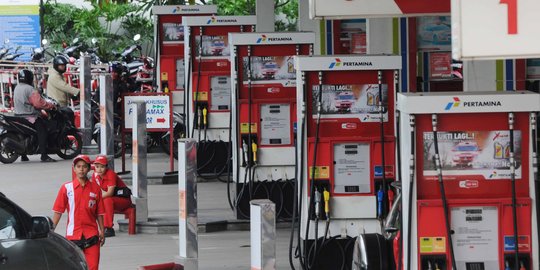 Jatah dikurangi Pertamina, Premium langka di beberapa daerah