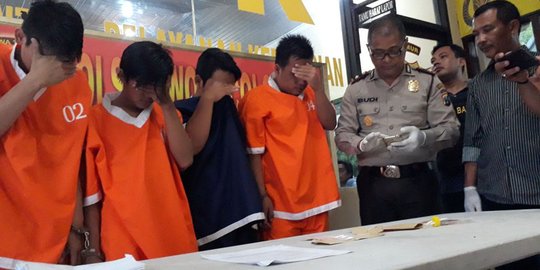 Beli sabu buat pesta libur Natal dan Tahun Baru, 4 pemuda diringkus polisi