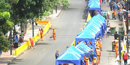 Kebijakan Anies-Sandi tutup Jalan Jati Baru Tanah Abang buat PKL dagang langgar UU?