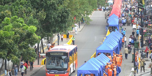Ombudsman pertanyakan landasan hukum Anies tutup jalan untuk PKL