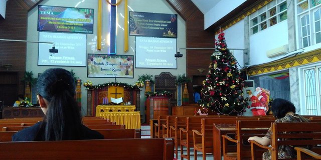 Khidmatnya Hari Natal Di Kampung Rama Makassar Merdeka Com