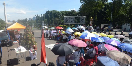 Aksi jemaat GKI Yasmin & HKBP Filadelfia gelar misa Natal di Istana