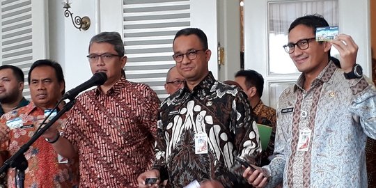 Libur Natal berakhir, Anies ingatkan PNS datang kerja tepat waktu