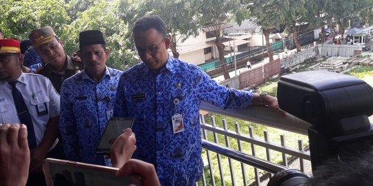 Pedagang Pasar Senen minta Anies bongkar TPS karena halangi Blok III