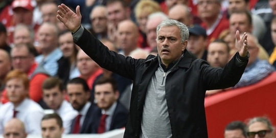 Mourinho sindir kemunafikan Klopp soal transfer mahal