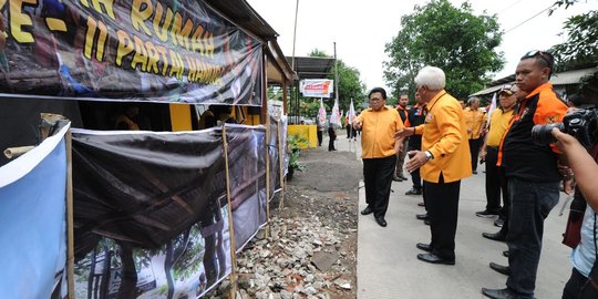 Bedah Rumah Partai Hanura untuk 11 warga kurang mampu di Semarang