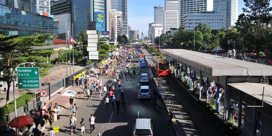 CFD ditiadakan, ribuan warga tetap serbu kawasan Bundaran HI