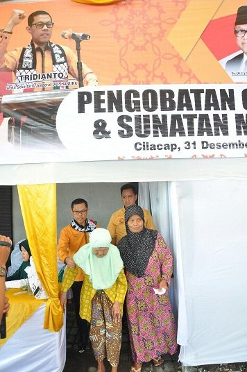 bakti sosial pengobatan gratis di cilacap