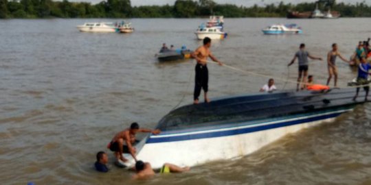 Speedboat terbalik di perairan Kaltara, 20 orang selamat sisanya masih dicari