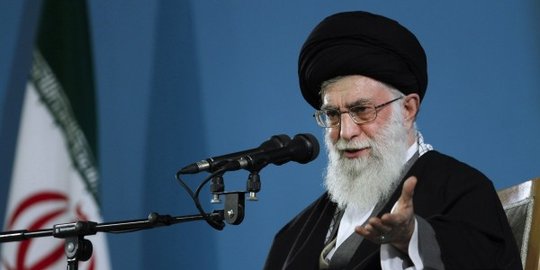 Ali Khamenei: Musuh pakai segala cara buat mengganggu Iran