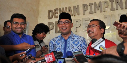 Usai bertemu pengurus DPP PDIP, Emil bilang baru komunikasi awal