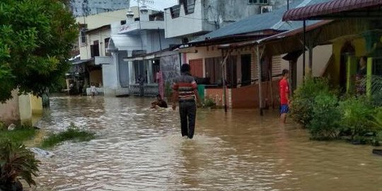 Sungai meluap, 2.000 rumah di Tebing Tinggi kebanjiran