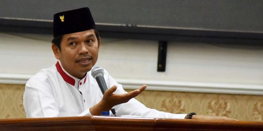 Siap daftar Pilgub Jabar ke KPU, Dedi Mulyadi bikin SKCK di Polda