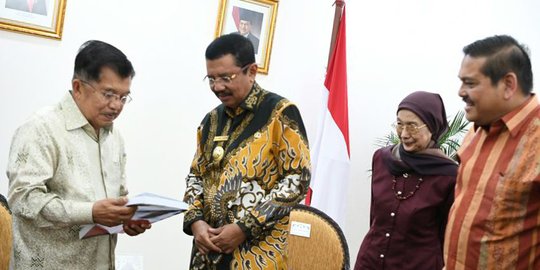 Bahas Pilgub, Gubernur Sumut Erry Nuradi temui JK