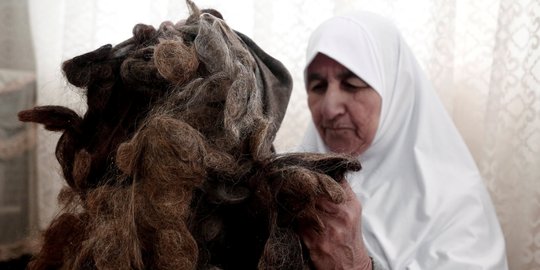 Wanita Palestina simpan sisa potongan rambut selama 67 tahun