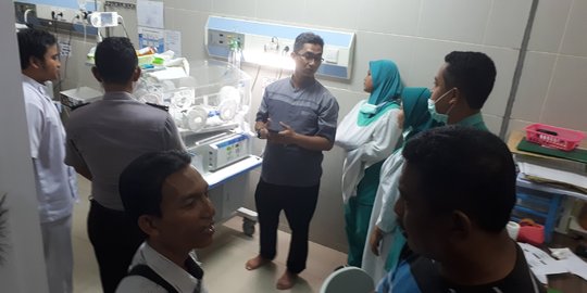 Kisah kemiskinan ibu yang terpaksa tinggal anak baru dilahirkan di RS