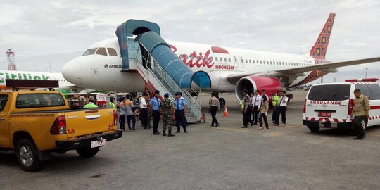 Diduga serangan jantung, penumpang Batik Air meninggal di pesawat