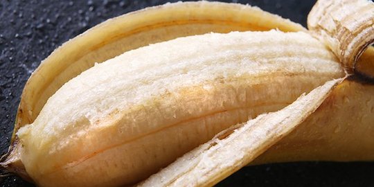 Petani Jepang kembangkan pisang yang kulitnya bisa dimakan