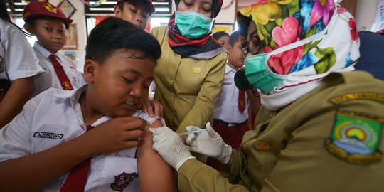 Stok vaksin dan serum difteri dalam negeri lebih dari cukup