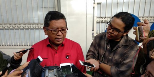 Sekjen PDIP tegaskan tak ada pertemuan Megawati dan Gus Ipul hari ini