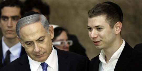Rekaman anak Netanyahu meracau soal proyek saat mabuk beredar