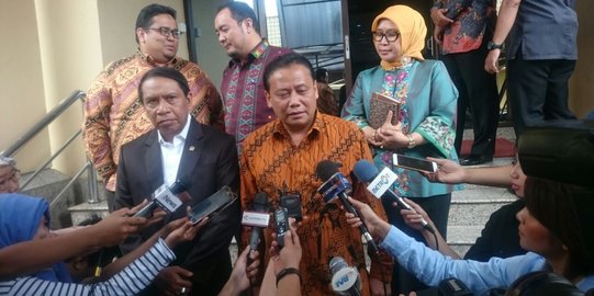 Bahas 3 jenderal Polri maju Pilgub, ketua Bawaslu & Komisi II temui Kapolri