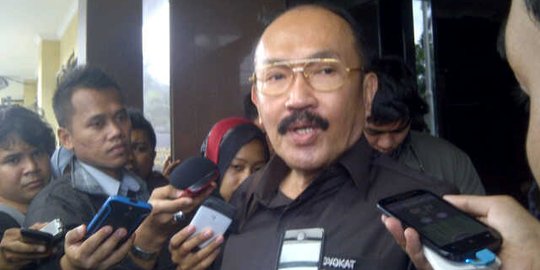 Fredrich Yunadi, Hilman dan 2 ajudan Setnov dicegah ke luar negeri