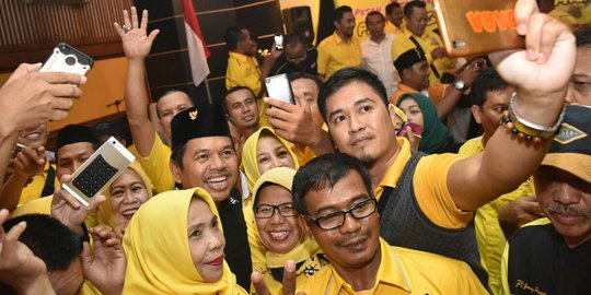 Larangan PNS selfie sama Cagub & diunggah ke medsos dinilai berlebihan