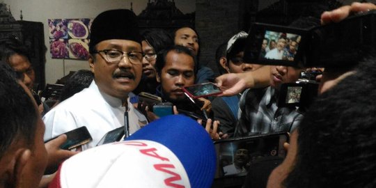 PKS resmi serahkan SK dukungan pada Gus Ipul