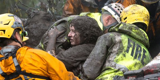 Banjir dan tanah longsor lumpuhkan AS