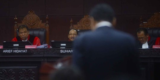 Meski dissenting opinion, MK tegaskan aturan presidential threshold sah