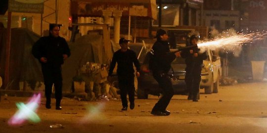 Tekanan ekonomi bikin Tunisia membara lagi