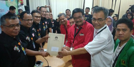 Gara-gara mau dites kesehatan, Djarot batal makan durian Medan