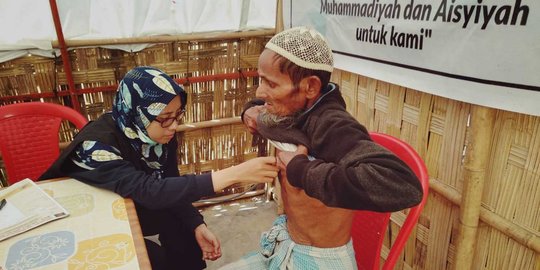 Dokter Lamongan di tengah pengungsi Rohingya