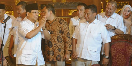 Deretan orang yang berani terang-terangan lawan Prabowo