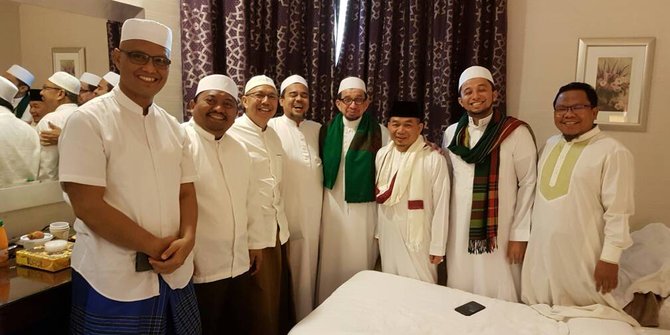 4 Negara Yang Dikunjungi Habib Rizieq Dalam Pelarian