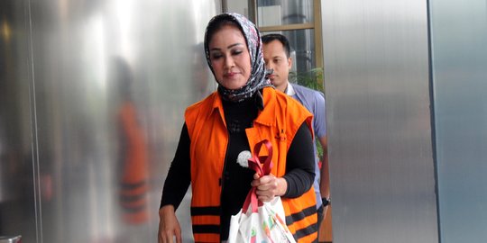 Siti Masitha didakwa kumpulkan fee untuk modal maju Pilkada Tegal